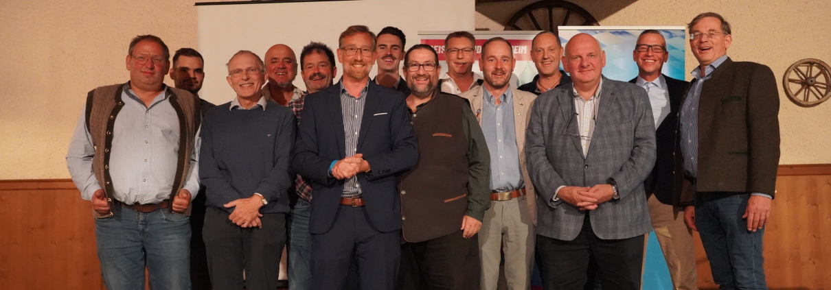 Andreas Winhart wieder im Amt bestätigt